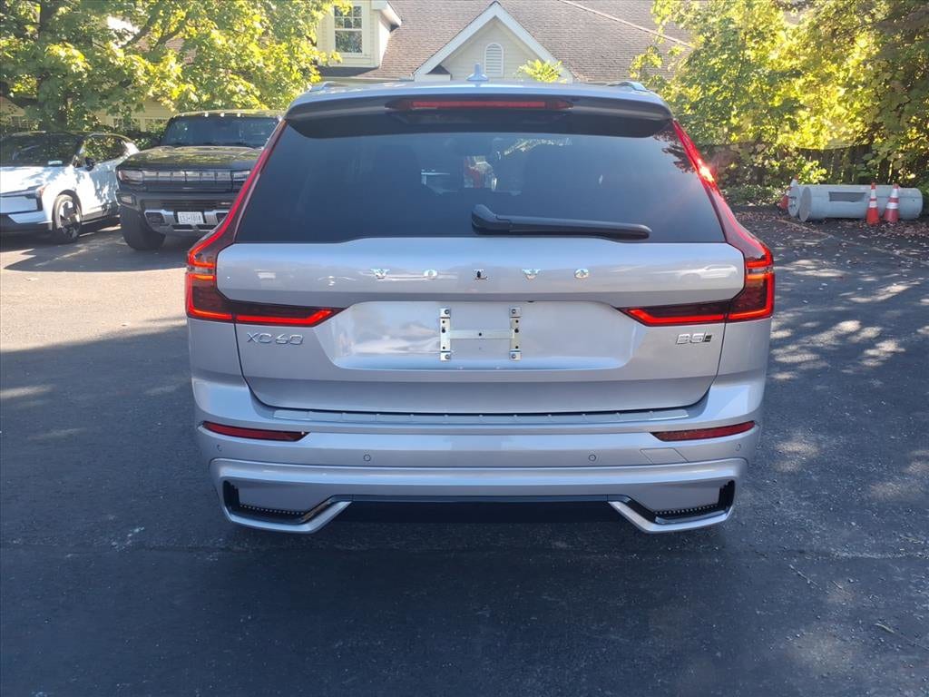 New 2026 Volvo XC60 B5 Plus SUV
