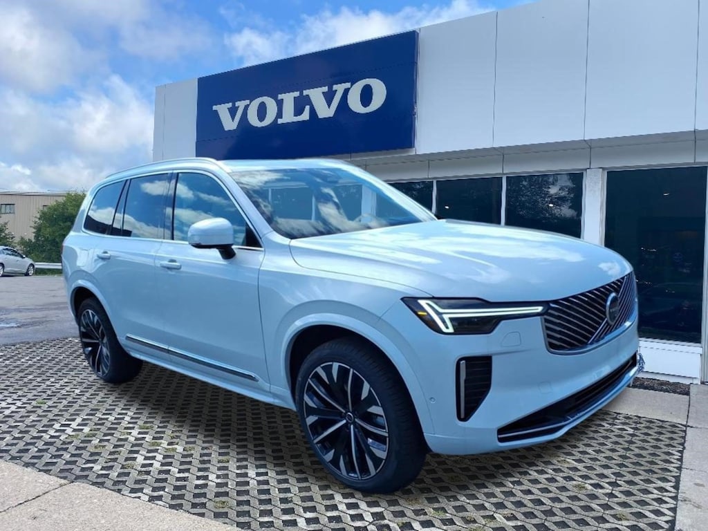 New 2026 Volvo XC90 plug-in hybrid T8 Ultra 7-Seater SUV