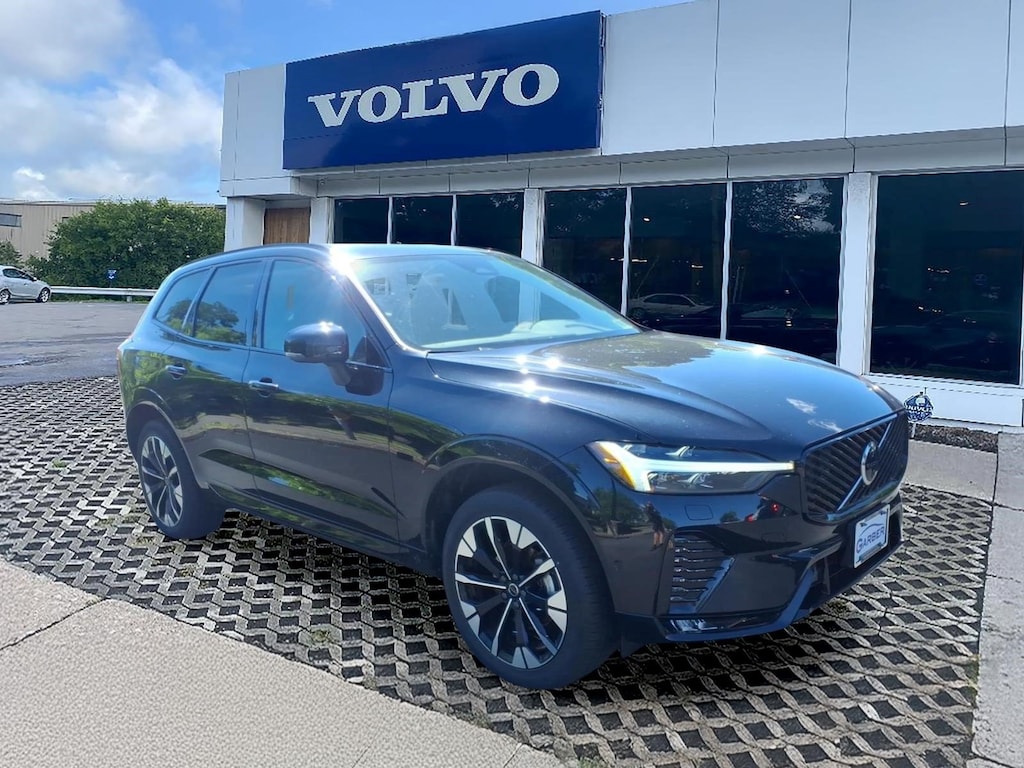 New 2026 Volvo XC60 B5 Plus SUV