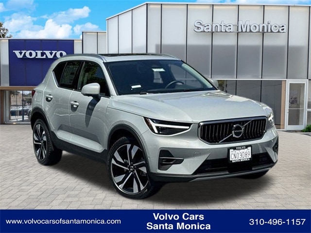 2024 Volvo XC40 Ultimate's photo