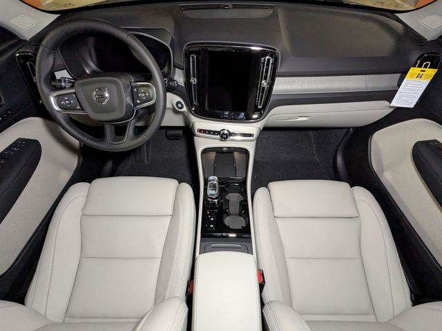 2026 Volvo XC40 Plus - Photo 26