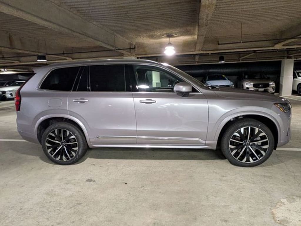 New 2026 Volvo XC90 plug-in hybrid T8 Plus 7-Seater SUV