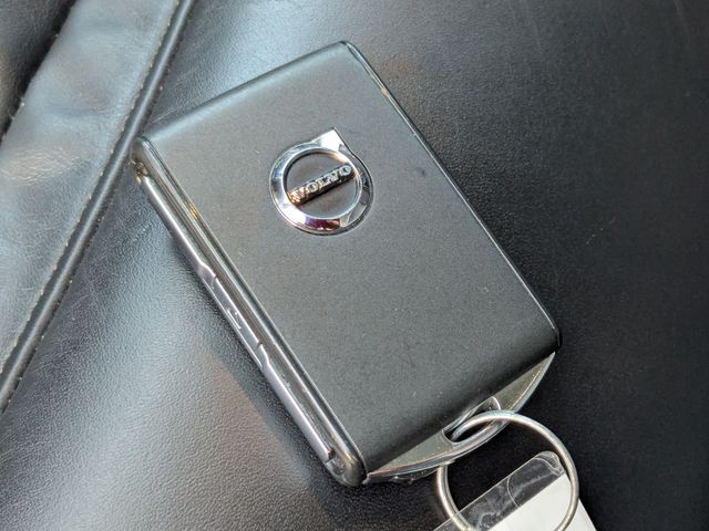 2022 Volvo XC90 R-Design - Photo 31