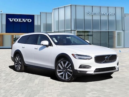 New 2024 Volvo V90 Cross Country For Sale at Volvo Cars Santa Monica