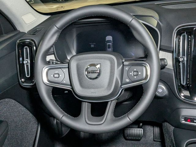 2026 Volvo XC40 Core - Photo 17