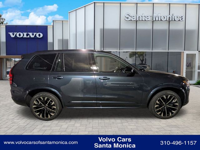 2026 Volvo XC90 Ultra - Photo 2