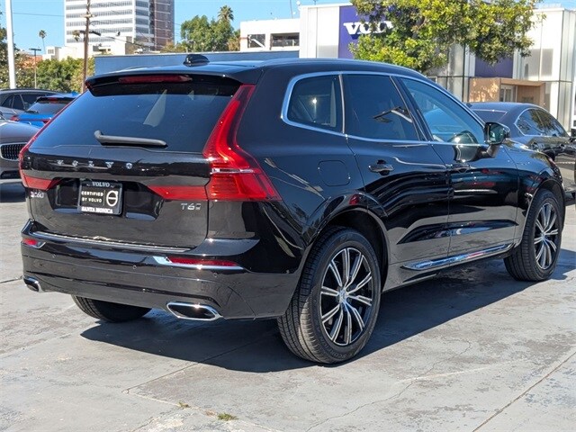 2021 Volvo XC60 T6 Inscription photo 2