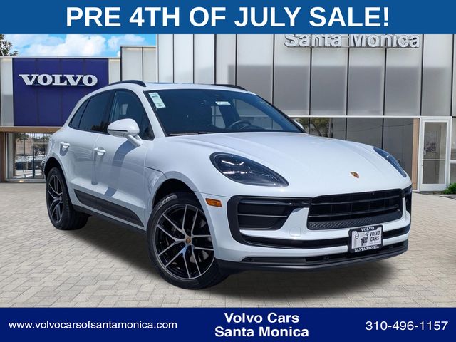 2022 Porsche Macan