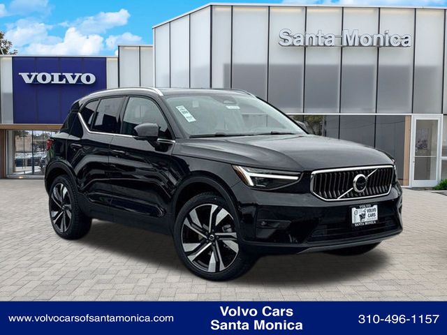 2024 Volvo XC40