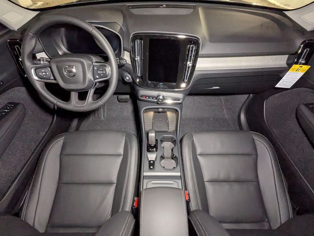 2026 Volvo XC40 Core - Photo 27