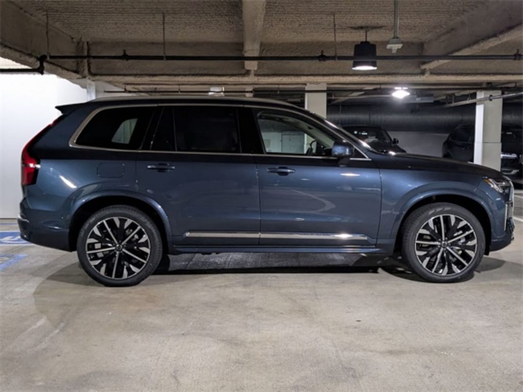 New 2025 Volvo XC90 plug-in hybrid T8 (2025.5) Ultra 7-Seater SUV