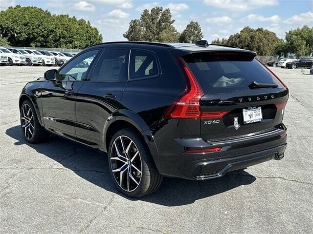 2024 Volvo XC60 Hybrid T8 Polestar photo 3