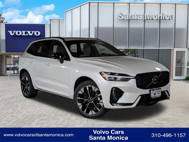 2026 Volvo XC60 Plus's photo