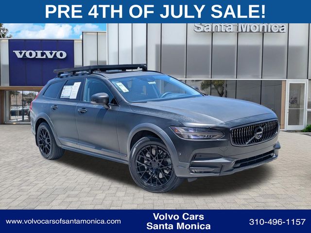 2018 Volvo V90 Cross Country T5 AWD's photo