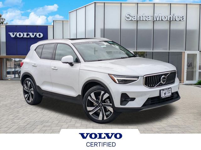2023 Volvo XC40