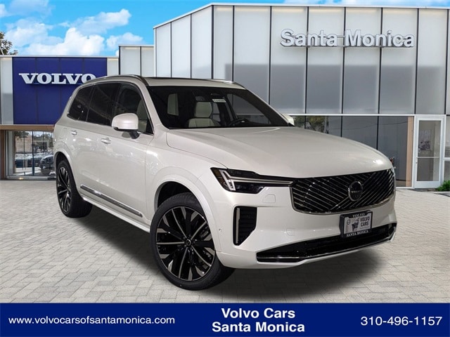 2026 Volvo XC90 Plus's photo