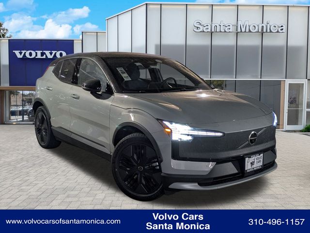 2026 Volvo EX30 Twin Motor Cross Country Ultra's photo