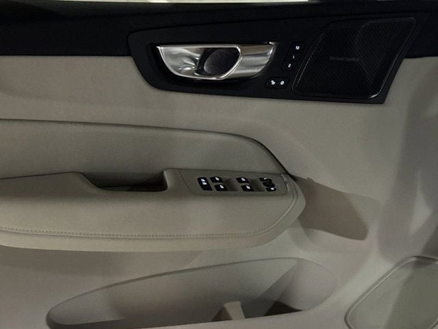 2025 Volvo XC60 Ultra - Photo 19