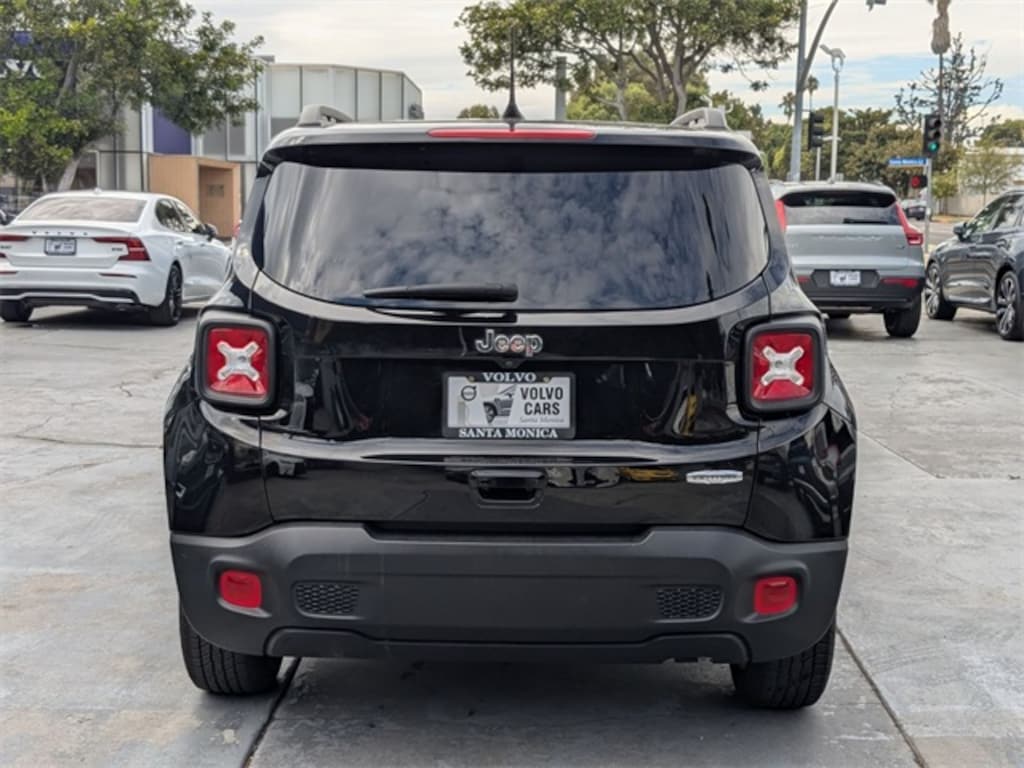 Used 2020 Jeep Renegade Latitude SUV