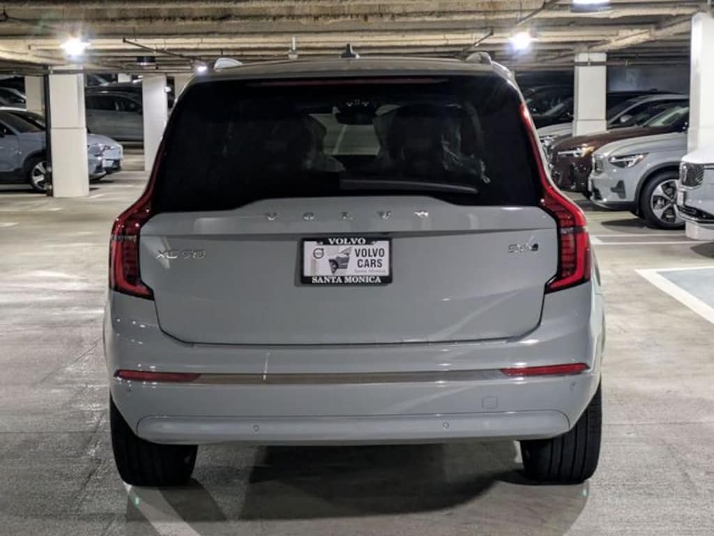 New 2026 Volvo XC90 B6 Plus 7-Seater SUV