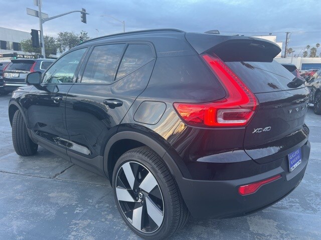 2023 Volvo XC40 Recharge Twin Ultimate photo 4