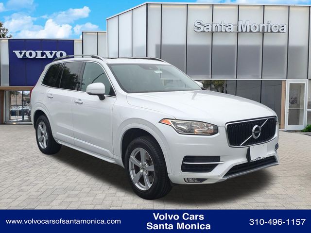 2016 Volvo XC90 T5 AWD Momentum's photo
