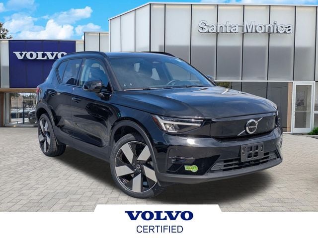 2023 Volvo XC40 Plus