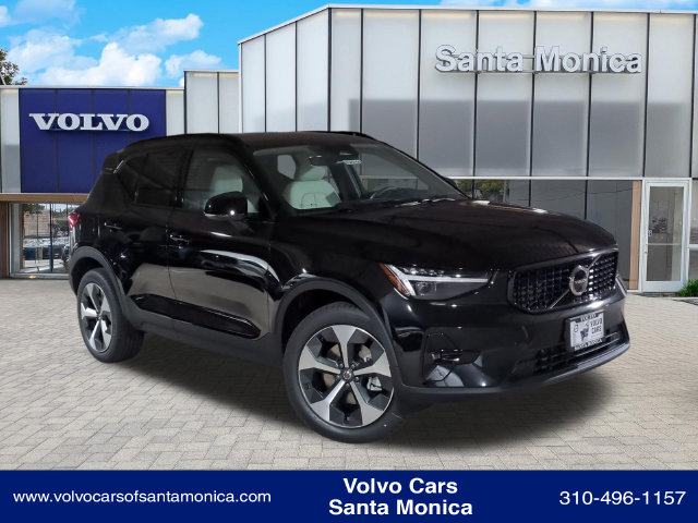 2026 Volvo XC40
