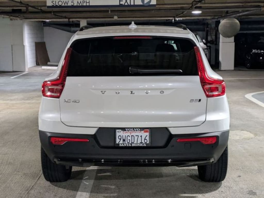 New 2026 Volvo XC40 B5 Plus SUV