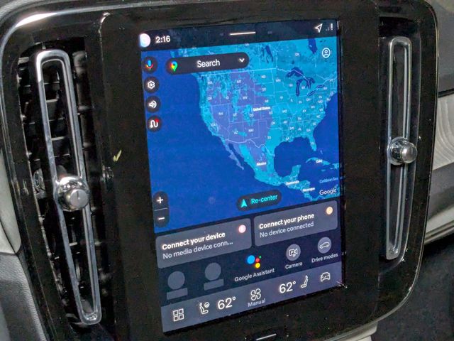 2026 Volvo XC40 Plus - Photo 21