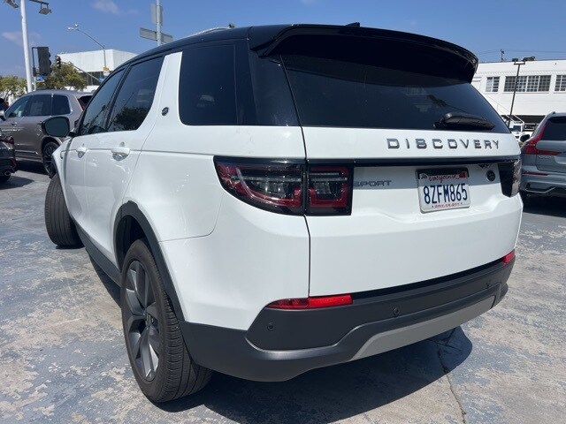 2021 Land Rover Discovery Sport SE photo 4