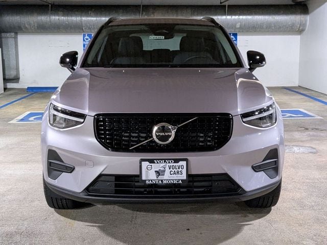 2026 Volvo XC40 Core - Photo 8