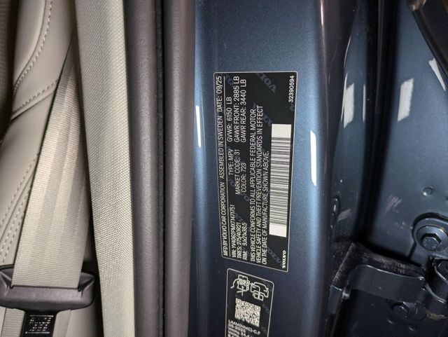 2026 Volvo XC90 Ultra - Photo 32