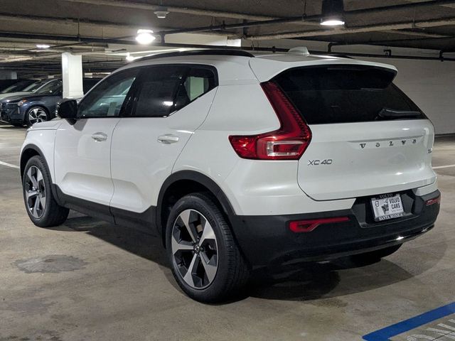 2026 Volvo XC40 Plus - Photo 5