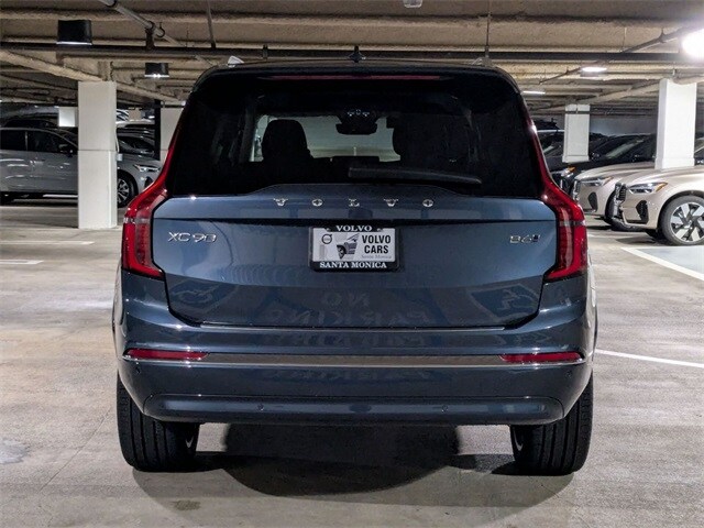 2025 Volvo XC90 Plus photo 4