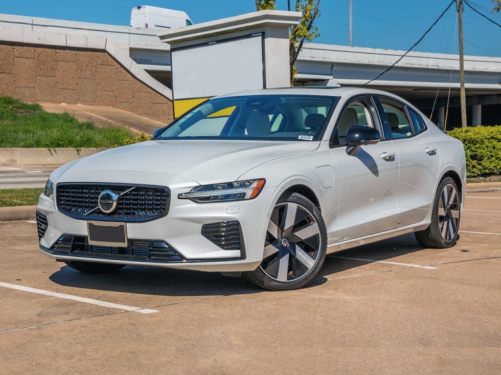 Certified 2023 Volvo S60 Recharge Plug-In Hybrid T8 Plus Black Edition Sedan