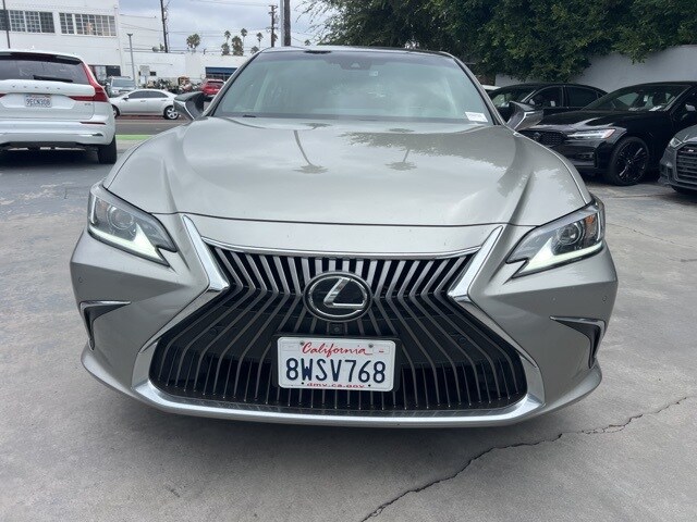 2021 Lexus ES 350 Luxury photo 3