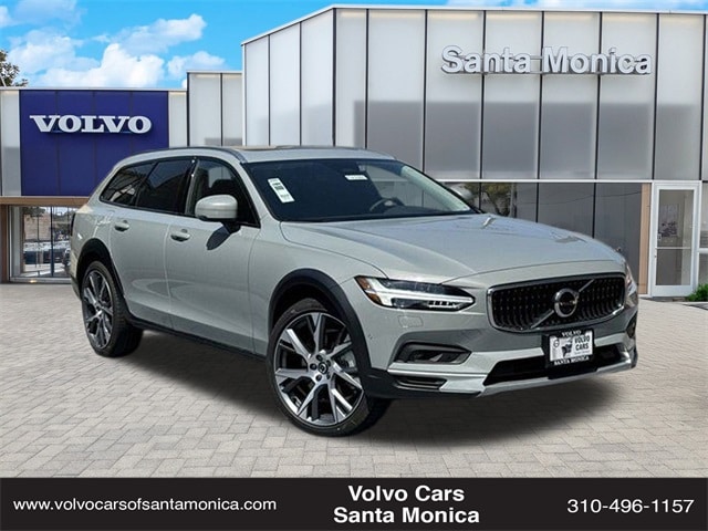 2024 Volvo V90 Cross Country