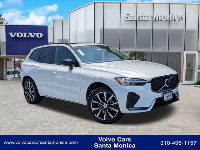 2023 Volvo XC60 B5 Plus Dark Theme FWD's photo