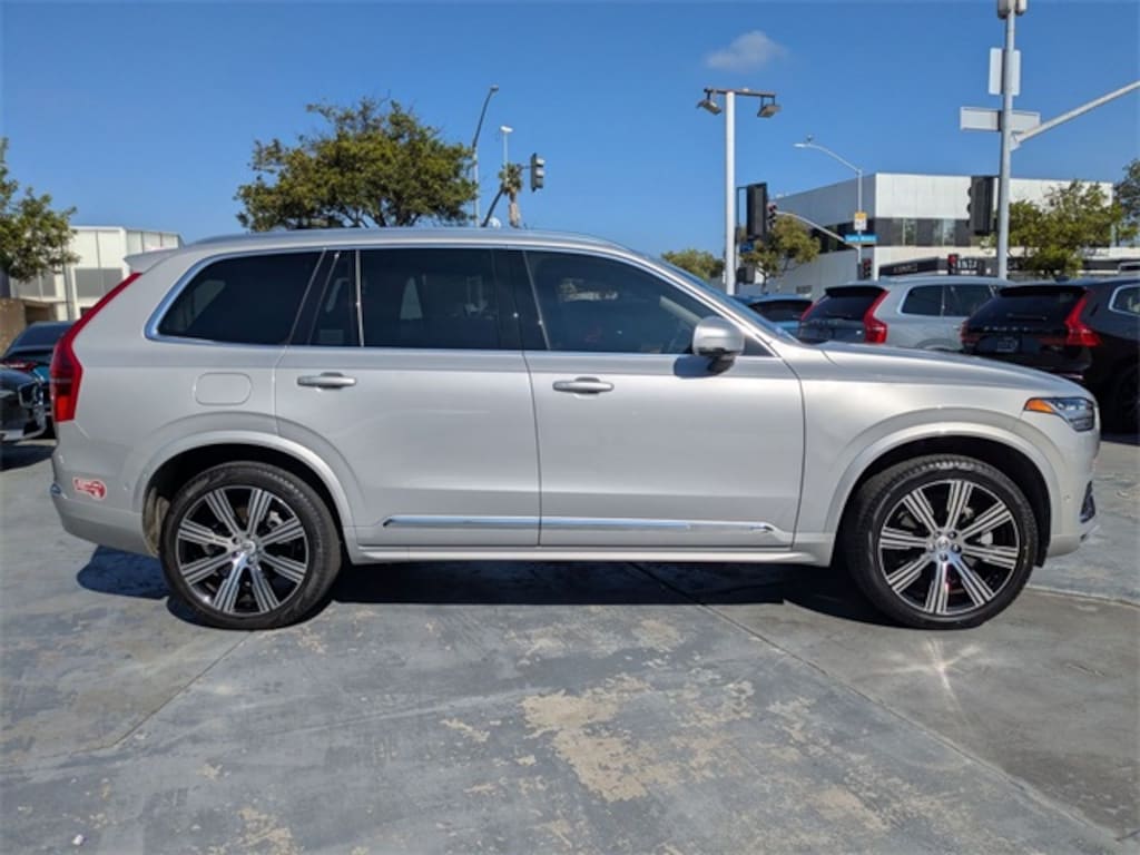 Certified 2024 Volvo XC90 plug-in hybrid T8 Plus Bright Theme 7 Passenger SUV