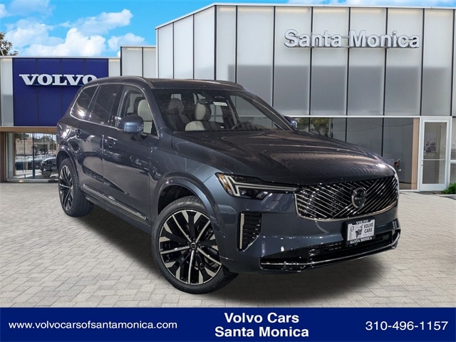 2026 Volvo XC90 Plus's photo