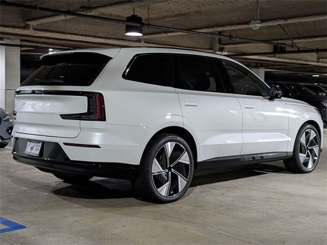 2025 Volvo EX90 Twin Motor Ultra photo 3