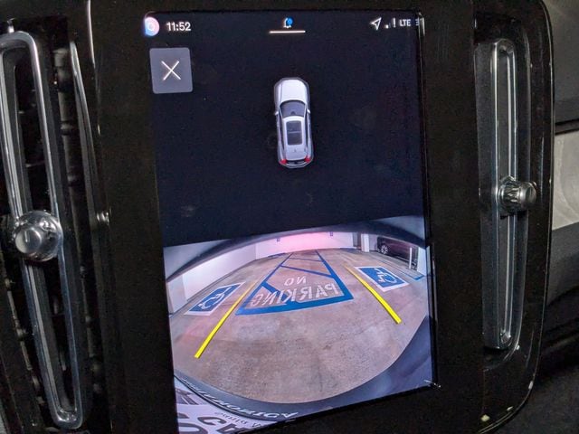 2026 Volvo XC40 Core - Photo 23