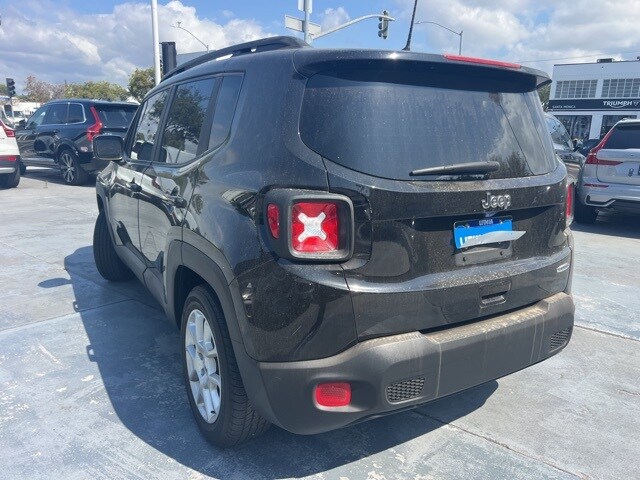2020 Jeep Renegade Latitude photo 3