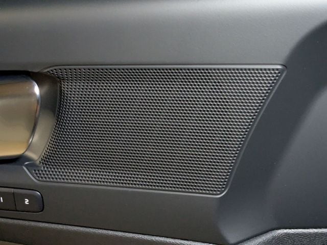 2026 Volvo XC40 Plus - Photo 24