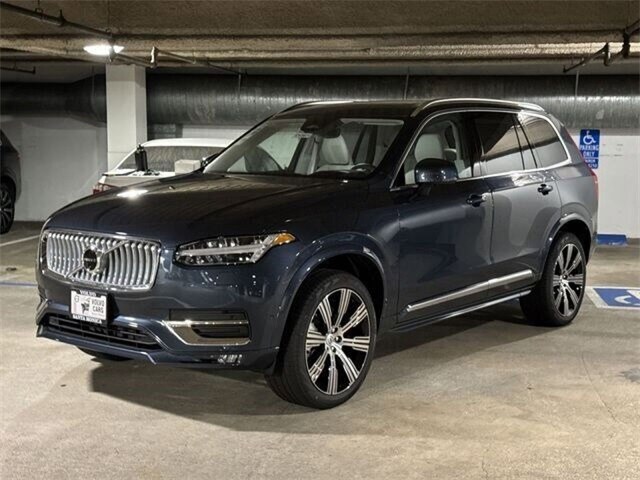 2025 Volvo XC90 photo 3