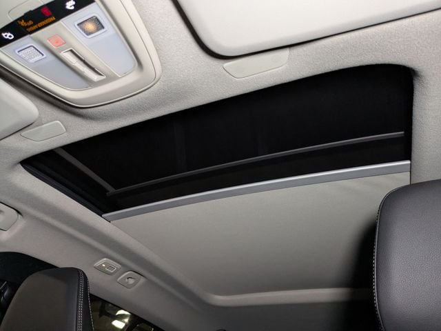 2026 Volvo XC40 Core - Photo 15