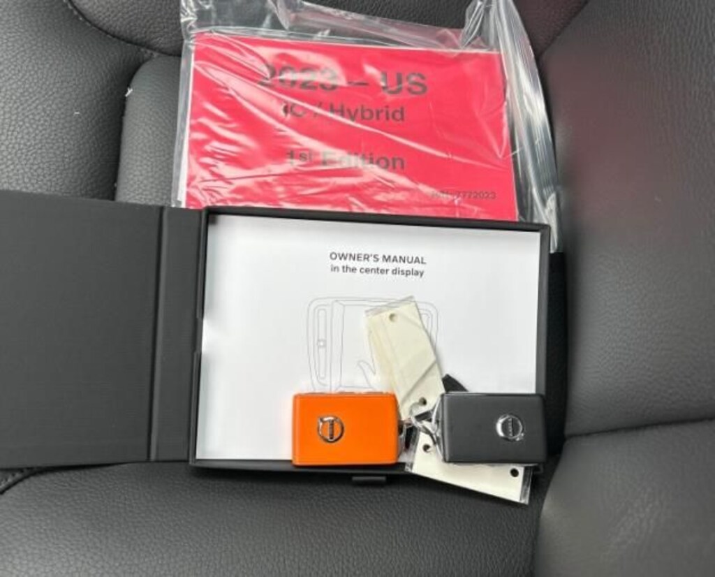 Certified 2023 Volvo XC60 B5 Plus Bright Theme SUV