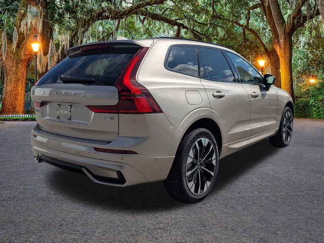 2026 Volvo XC60 Hybrid T8 Plus photo 4