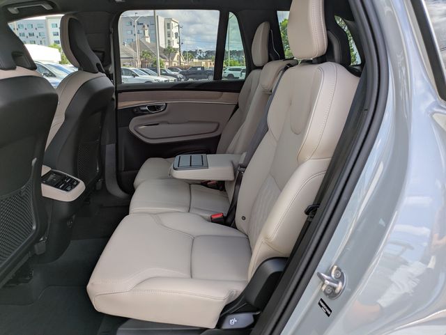 2026 Volvo XC90 Plus - Photo 19